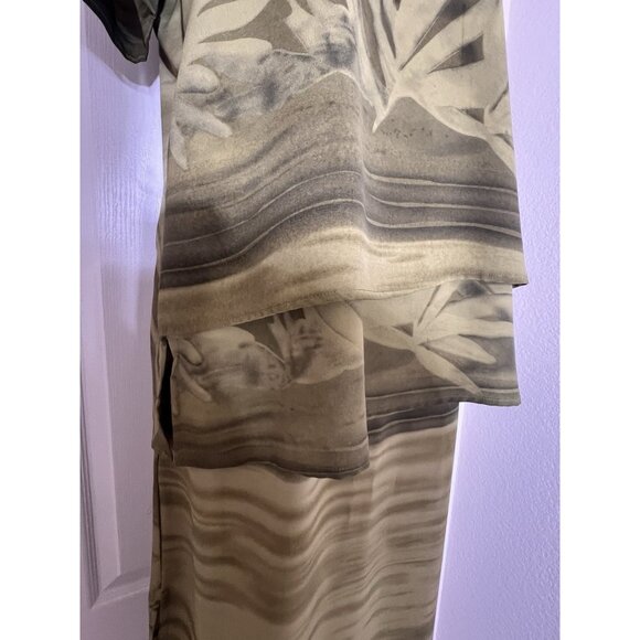2 Piece Outfit  Short Sleeve Blouse & Long Skirt Women’s Sz Medium Palm Print - Picture 6 of 16
